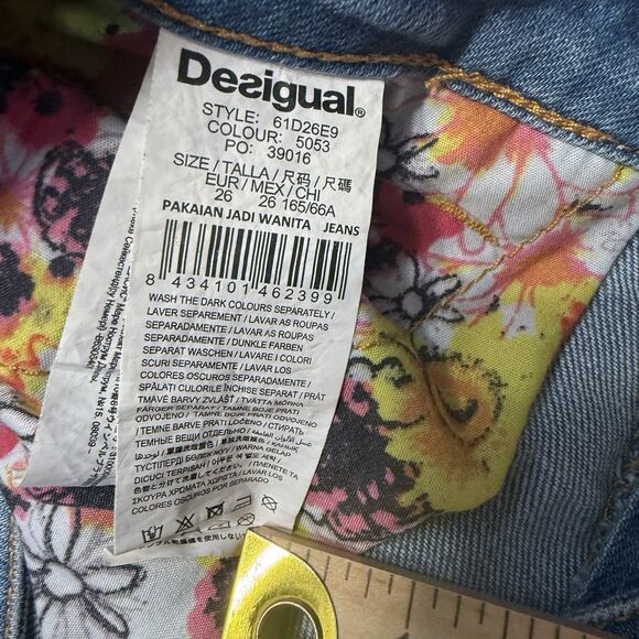 Desigual Ethnic Embroidered Jeans Boho Patchwork Denim Size 26 Hippie Zip Ankle - Picture 13 of 14